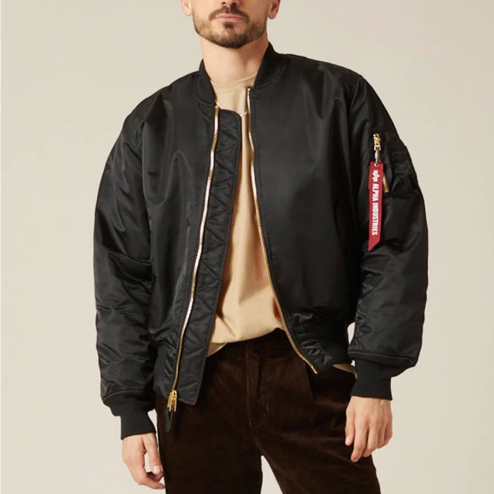 Alpha Industries MA-1 flight bomber | Medium